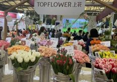 Floral display by TopFlower.